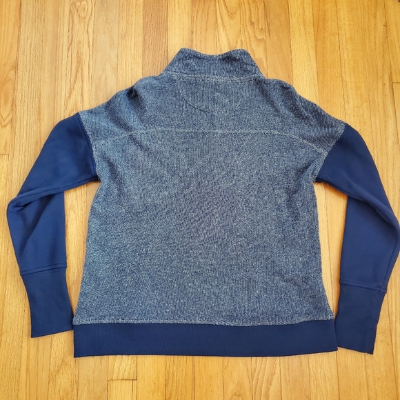 FINAL MARKDOWN Vineyard Vines Thermal Sweatshirt - Picture 5 of 13